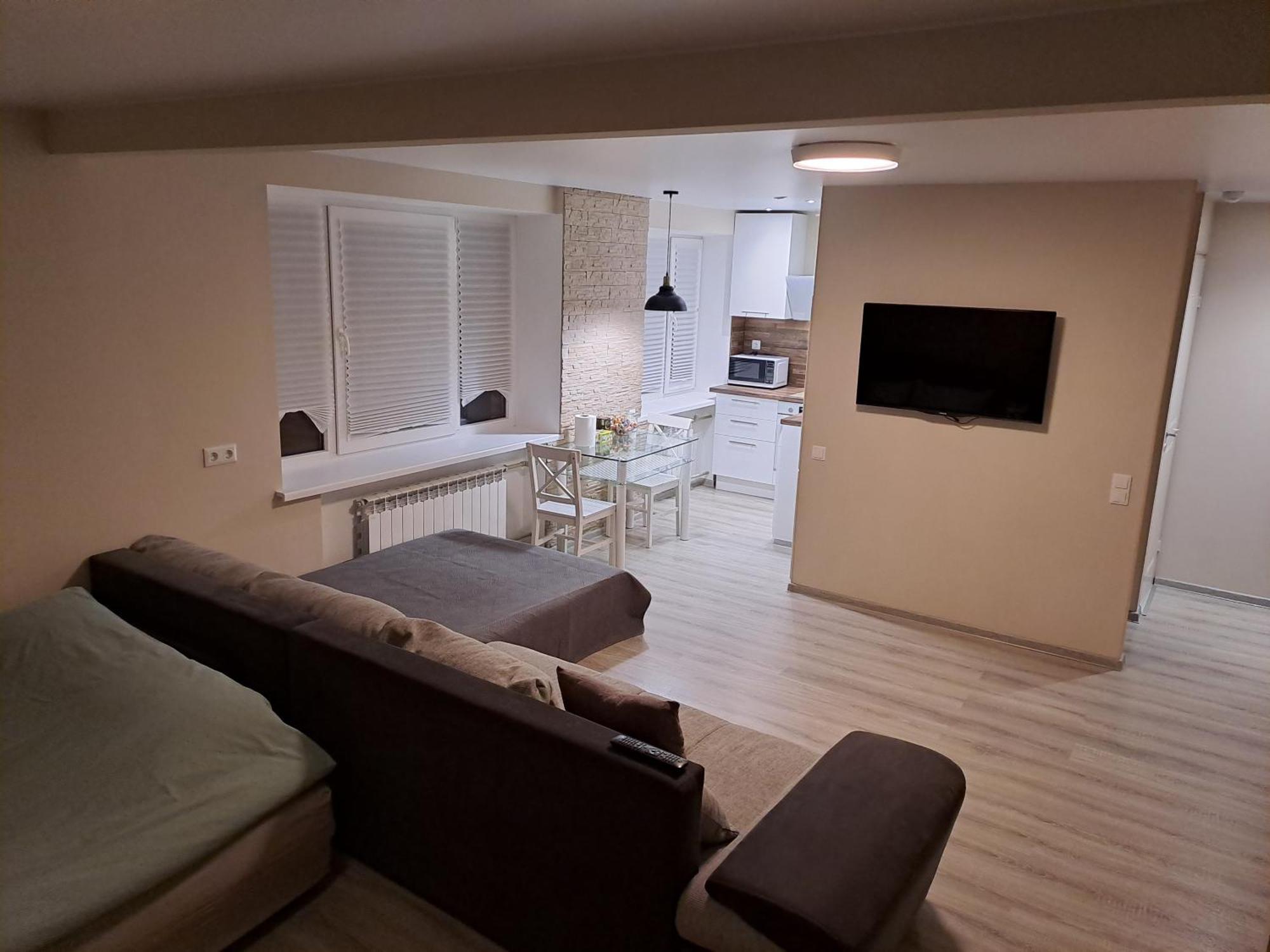 Madise Avenue Apartment نارفا المظهر الخارجي الصورة